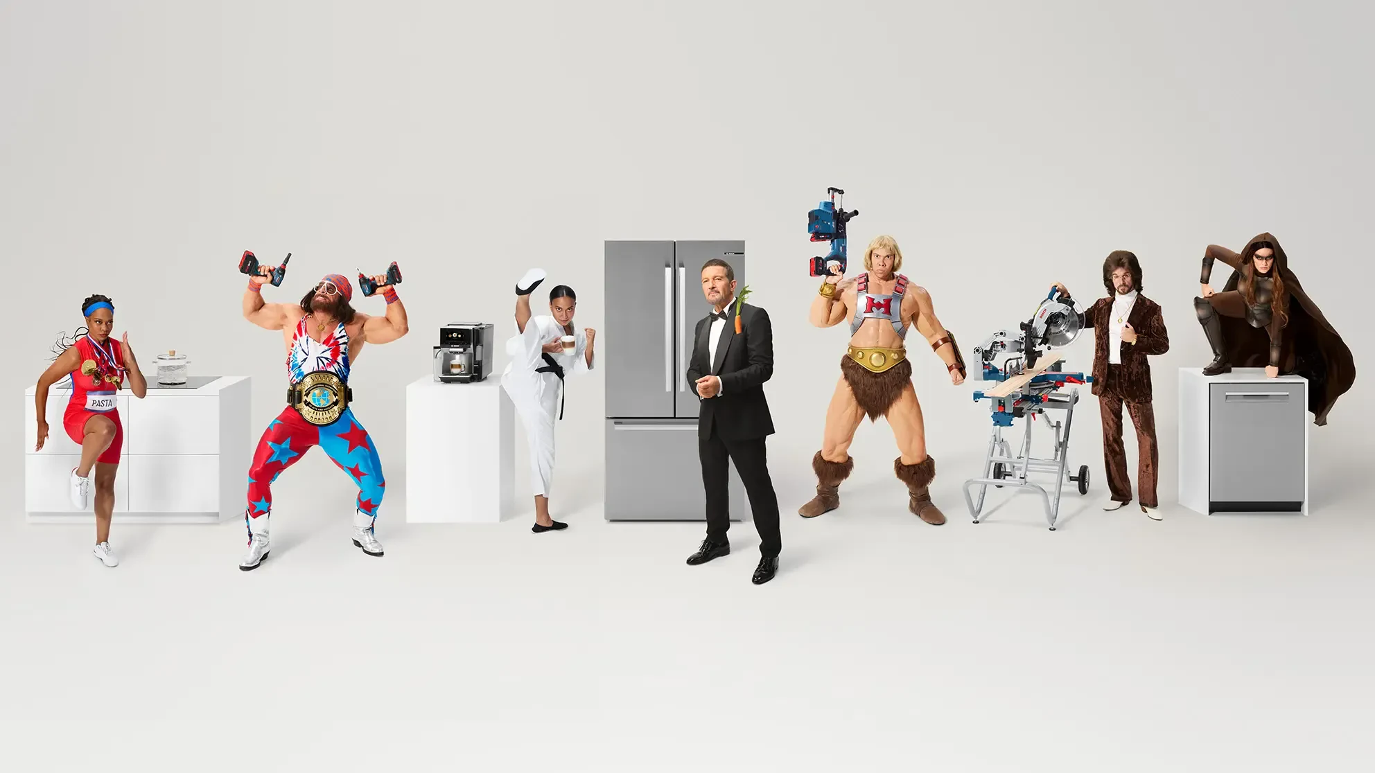 Person mit Tablet vor stilisiertem Balkendiagramm – Symbol für digitale Projektsteuerung und visuelle Ressourcenplanung