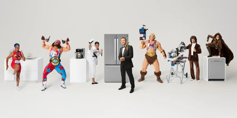 Person mit Tablet vor stilisiertem Balkendiagramm – Symbol für digitale Projektsteuerung und visuelle Ressourcenplanung