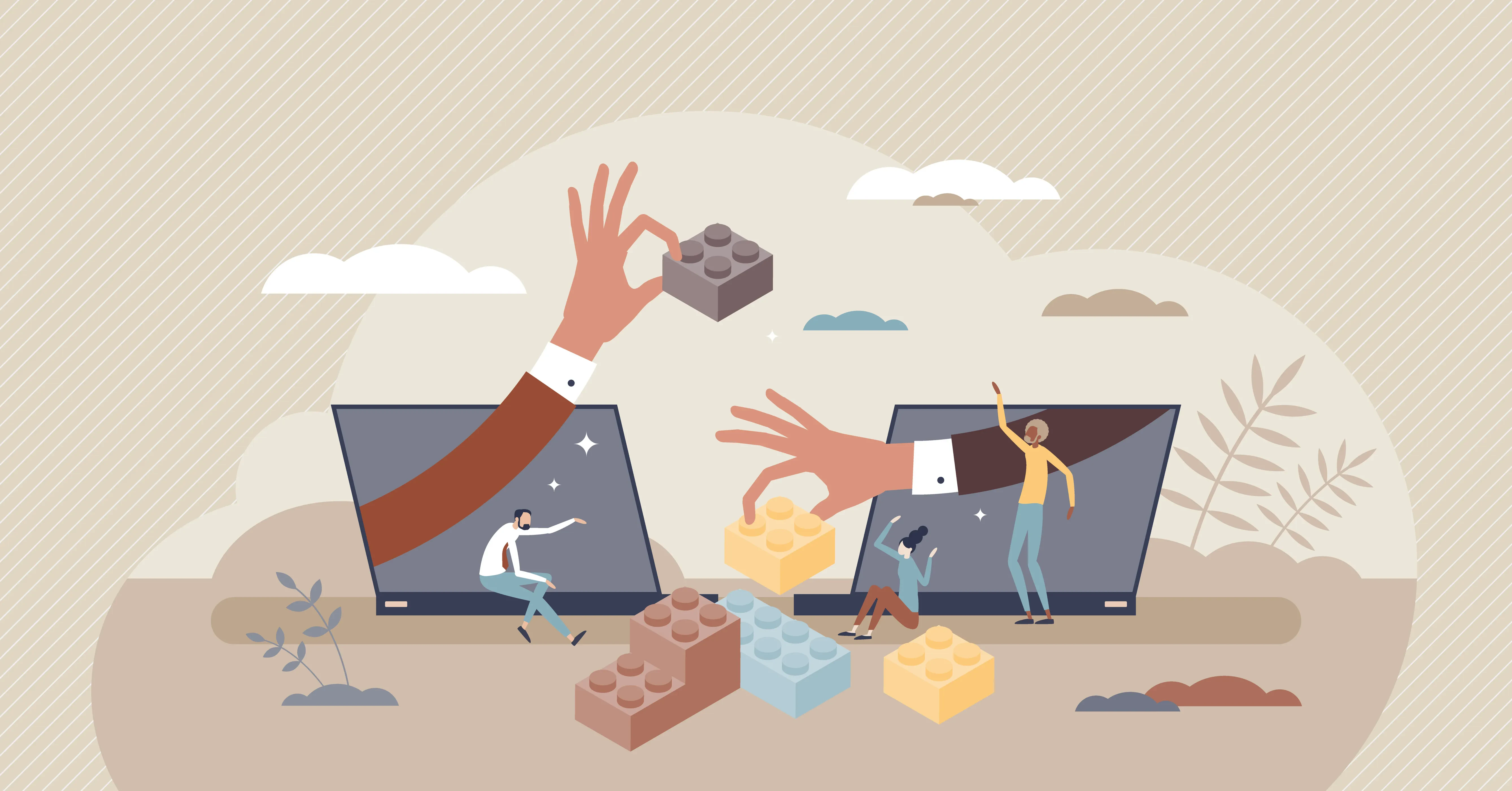 Illustration von virtueller Zusammenarbeit: Zwei Hände greifen aus Laptops und bauen mit bunten Bausteinen, umgeben von kleinen Figuren – Symbol für digitales Teamwork und Projektentwicklung.